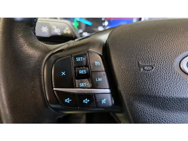 Ford Kuga 2.5 PHEV Trend 2020 Hybride Benzine 17