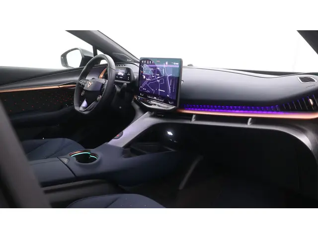 CUPRA Tavascan Adrenaline 82 kWh 2025 Elektrisch 28