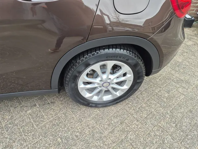 Mercedes-Benz GLA 200 Ambition 2015 Benzine 30
