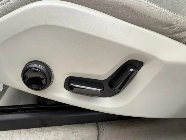 Volvo XC60 2.0 T5 Luxury-line 2018 Benzine 19