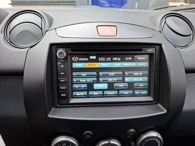 Mazda 2 1.3 Hanabi 2013 Benzine 13