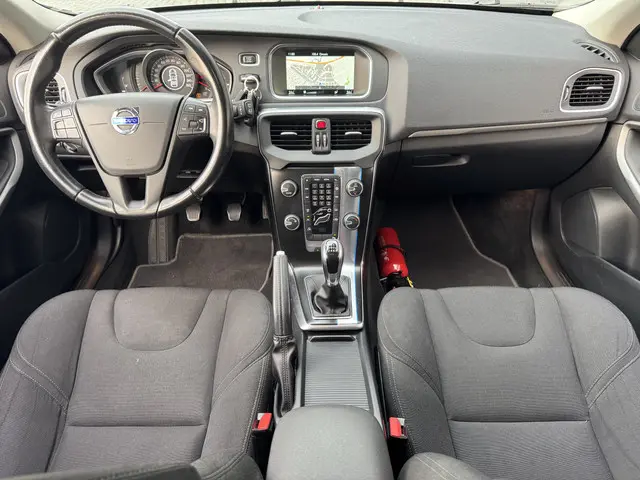 Volvo V40 2.0 D2 Nordic+ 2016 Diesel 19