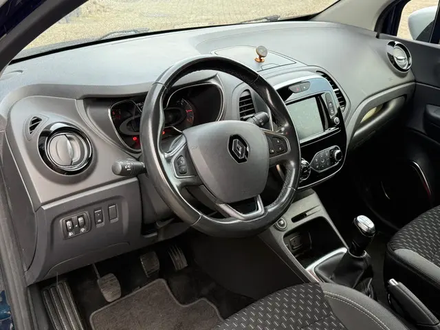 Renault Captur 0.9 TCe Limited 2019 Benzine 9