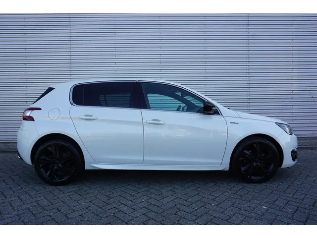 Peugeot 308 1.2 PureTech GT-line AUTOMAAT 2015 Benzine 5