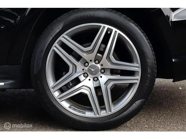 Mercedes-Benz GL AMG 63 2014 Benzine 40