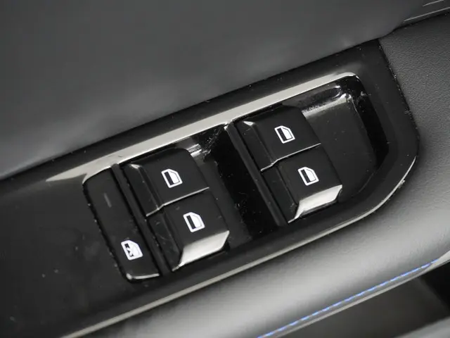 MG MG4 Electric Luxury 64 kWh 2023 Elektrisch 17