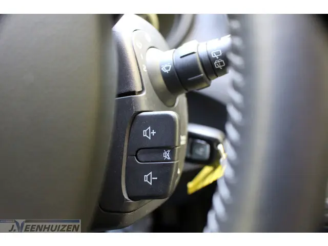 Renault Clio Estate 1.2-16V Authentique 2012 Benzine 15