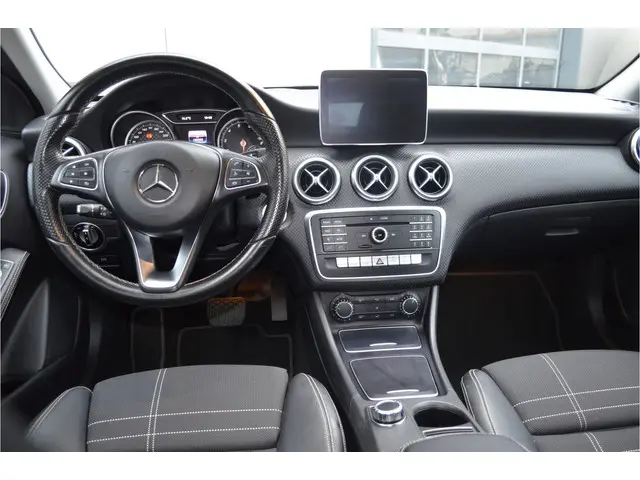 Mercedes-Benz A-Klasse 180 Ambition 2016 Benzine 11