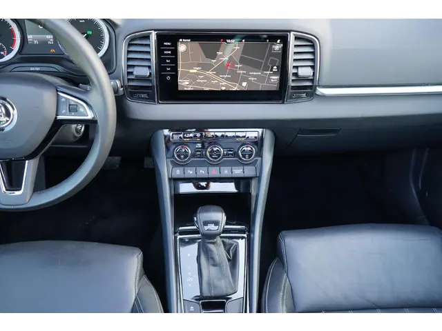 Škoda Karoq 1.5 TSI ACT Style 2018 Benzine 48