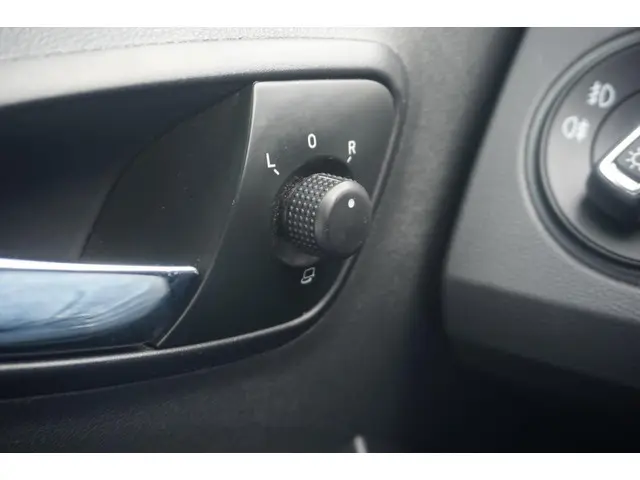 SEAT Ibiza ST 1.0 EcoTSI Style Connect 2016 Benzine 18