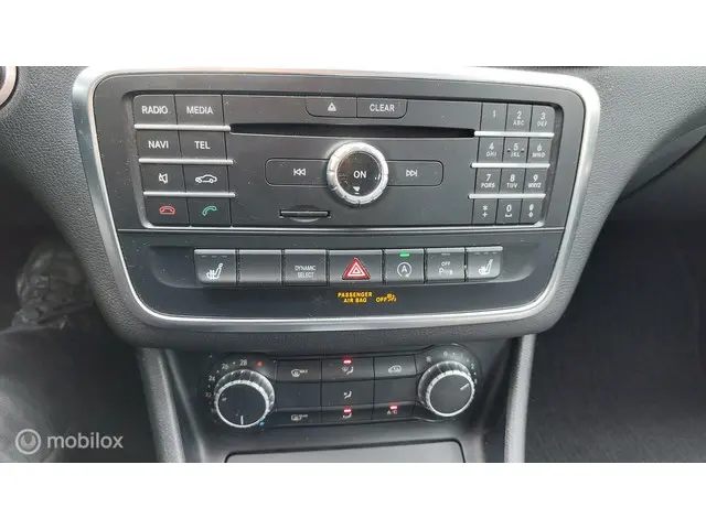 Mercedes-Benz GLA 180 Ambition 2017 Benzine 22