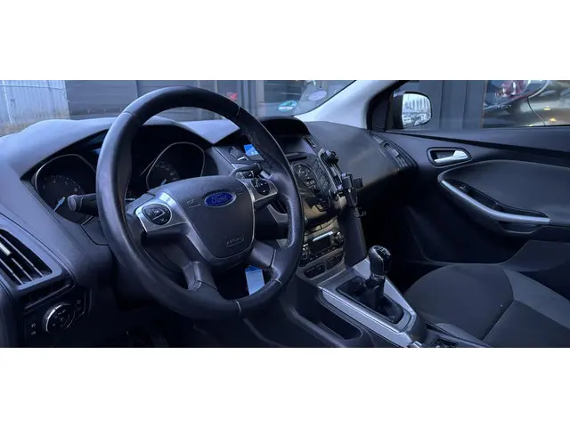 Ford Focus Wagon 1.0 EcoBoost Lease Trend 2013 Benzine 10