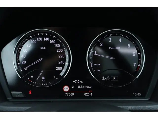 BMW X1 sDrive20i Executive Edition 2019 Benzine 14