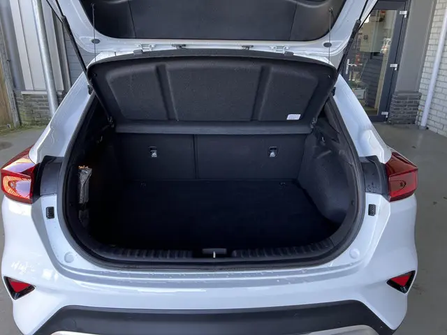 Kia XCeed 1.5 T-GDI DynamicLine 2022 Benzine 29