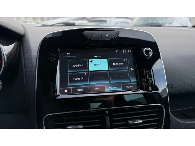 Renault Clio 0.9 TCe Limited 2017 Benzine 11