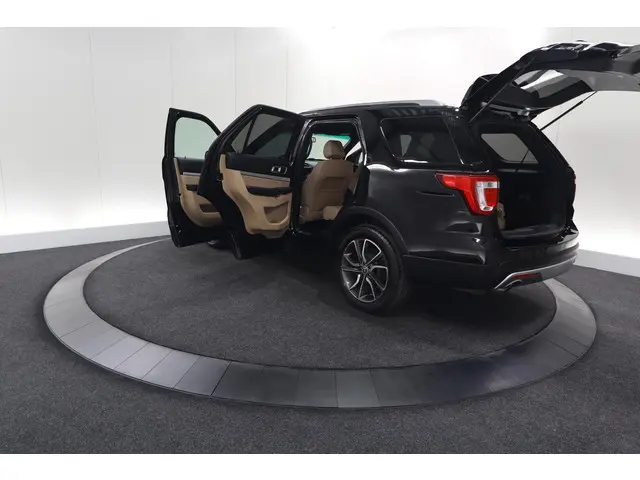 Ford Explorer XLT 2.3 Ecoboost 2019 Benzine 79