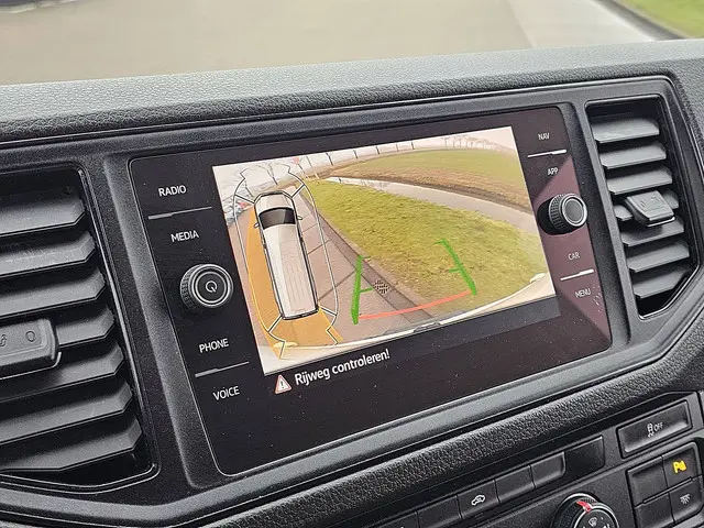 MAN TGE 3.140 2022 Diesel 18