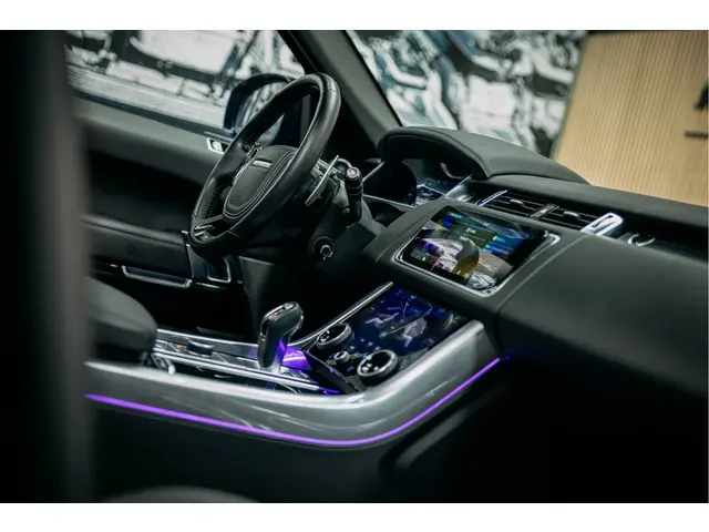 Land Rover Range Rover Sport P575 SVR 2022 Benzine 23