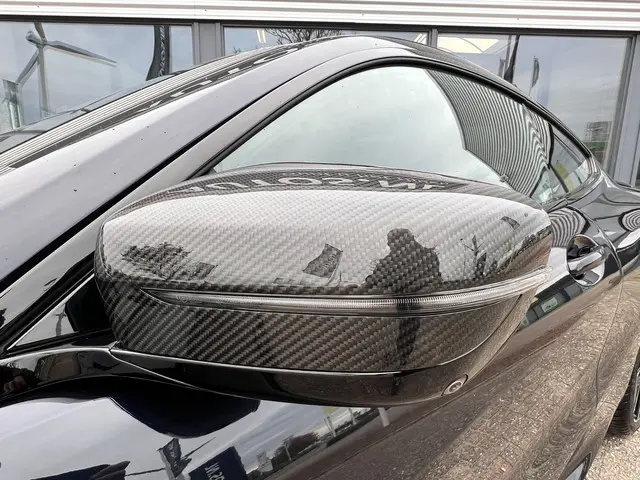 BMW 8 Serie M850i xDrive High Executive 2020 Benzine 28