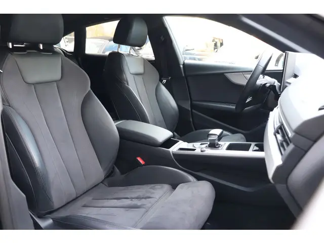 Audi A5 Sportback 35 TFSI S-line 2022 Benzine 4