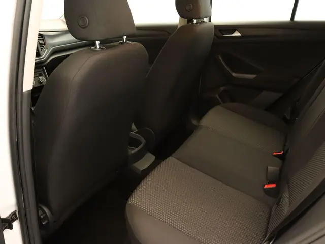 Volkswagen T-Roc 1.0 TSI 2018 Benzine 34
