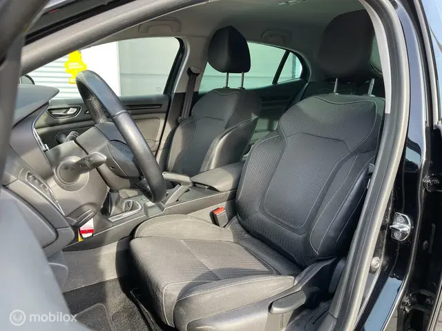 Renault Mégane 1.2 TCe Zen Led NAP NIEUWE APK 2016 Benzine 12