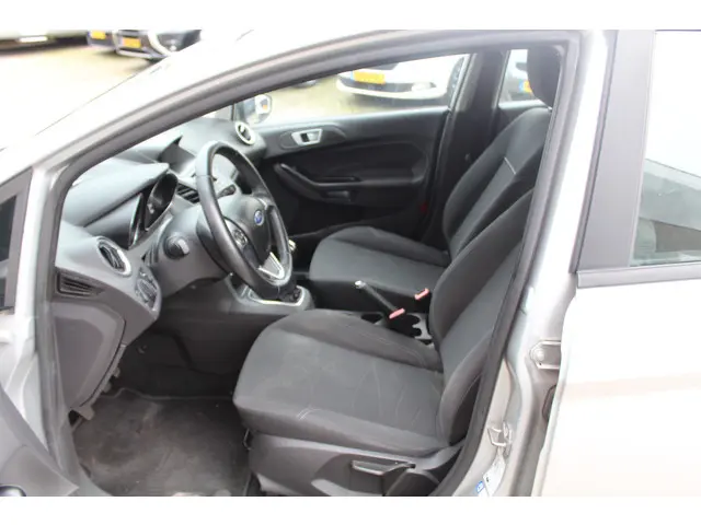 Ford Fiesta 1.0 Style 2015 Benzine 4