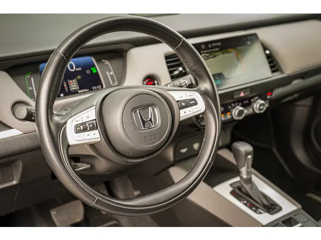 Honda Jazz 1.5i e:HEV CROSSTAR 2023 Hybride Benzine 6