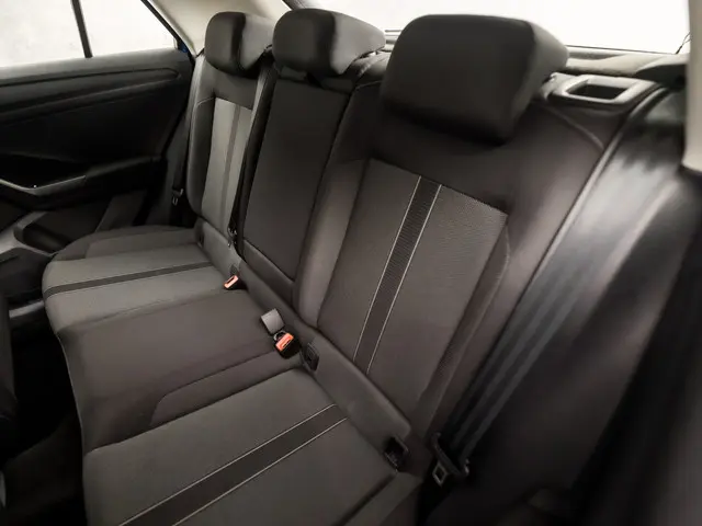 Volkswagen T-Roc 1.5 TSI Life Sport 2023 Benzine 16