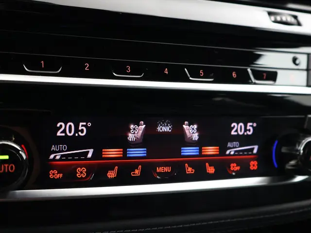 BMW M5 COMPETITION 740 PK FACELIFT MODEL 2020 Benzine 79