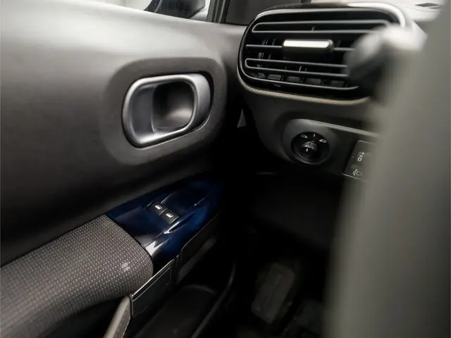 Citroën C4 Cactus 1.2 e-VTi Feel Sport 2015 Benzine 20