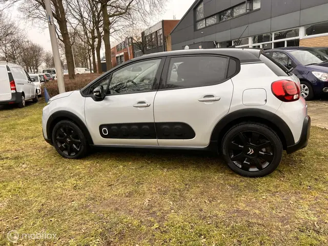 Citroën C3 1.2 PureTech S&S Business 2018 Benzine 13