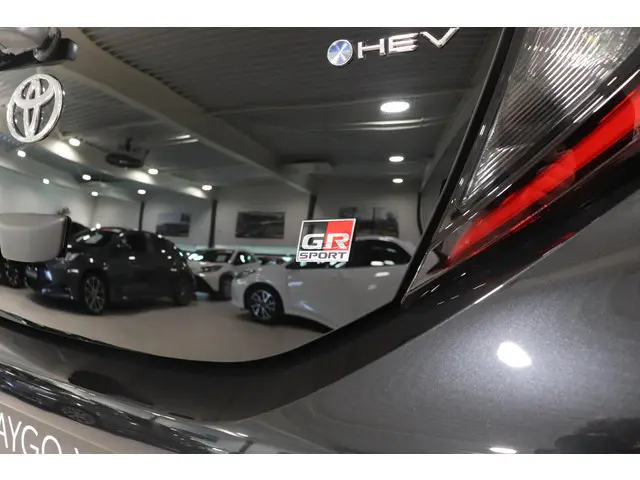 Toyota Aygo X Hybrid 115 GR Sport, 2026 Hybride Benzine 11