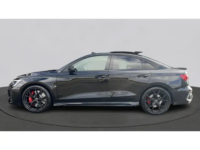 Audi RS3 Limousine 2.5 TFSI 400pk Quattro 2023 Benzine 10