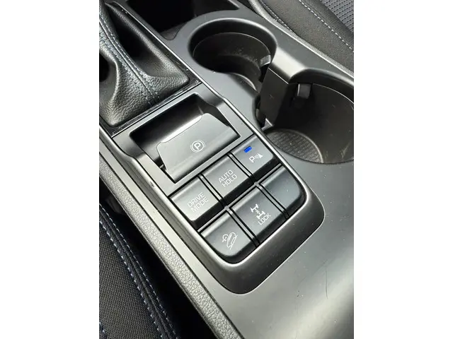 Hyundai Tucson 1.6 T-GDi Comfort 4WD 2017 Benzine 12