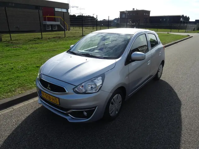Mitsubishi Space Star 1.0 Cool+ 2020 Benzine