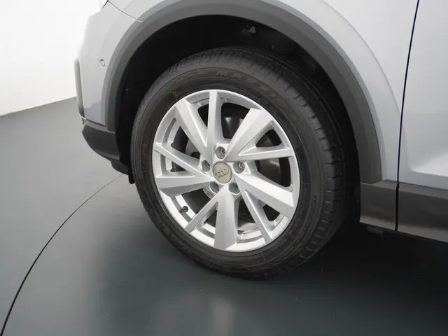 Audi Q2 35 TFSI S Edition 2020 Benzine 14