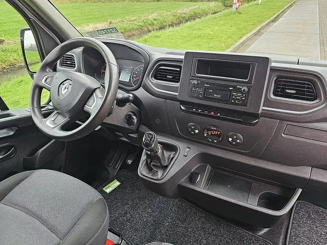 Renault Master 2.3 2021 Diesel 8