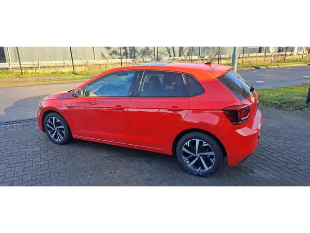Volkswagen Polo 1.0 TSI Beats 116 PK 2019 Benzine 4