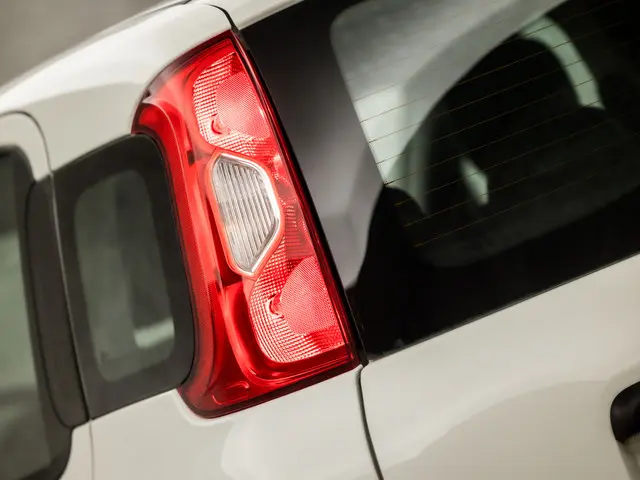 Fiat Panda 0.9 TwinAir Sport 2017 Benzine 18