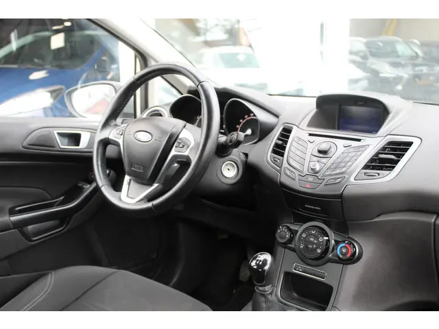 Ford Fiesta 1.0 Style 2015 Benzine 18