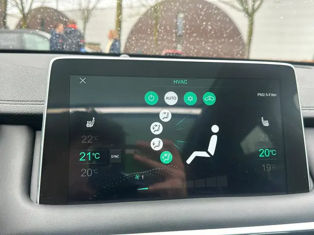 MG EHS 1.5 TGDI Luxury 2023 Hybride Benzine 27