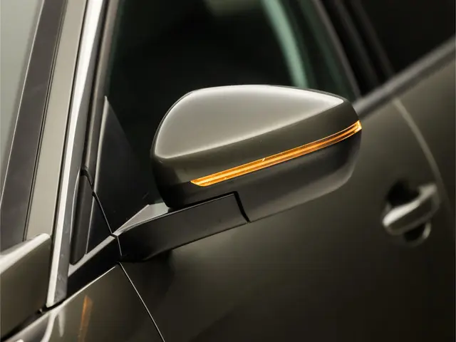 Peugeot 5008 1.2 PureTech Sport 7 Persoons 2017 Benzine 34