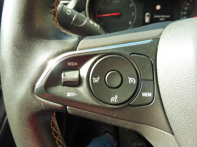 Opel Crossland X 1.2 Turbo Innovation 2019 Benzine 23