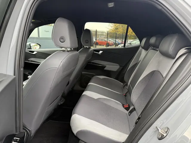 Volkswagen ID.3 First Plus 58 kWh 2020 Elektrisch 10