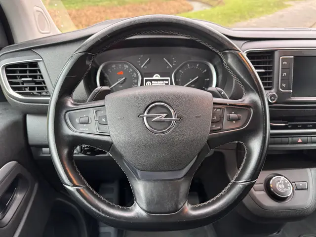 Opel Vivaro 2.0 CDTI L3H1 DC Innovation 2020 Diesel 7