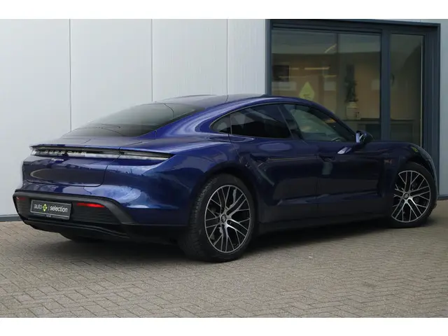 Porsche Taycan 79 kWh 2022 Elektrisch 7
