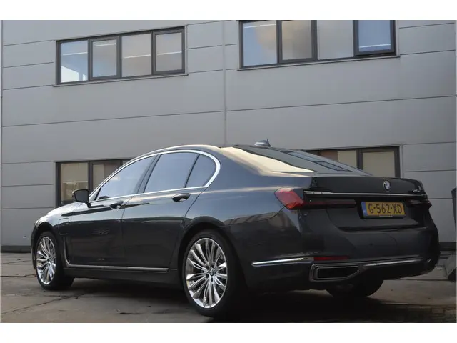 BMW 7 Serie 745e High Executive 2019 Hybride Benzine 8