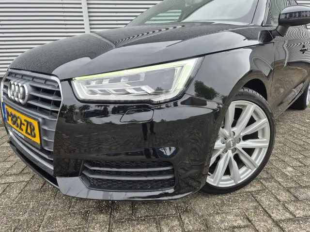Audi A1 Sportback 1.0 TFSI 2016 Benzine 2