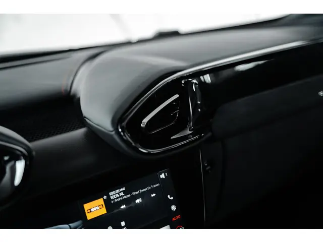 Ferrari 12Cilindri V12 2025 Benzine 52